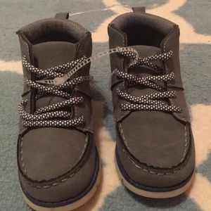 NWT OshKosh toddler boys boots